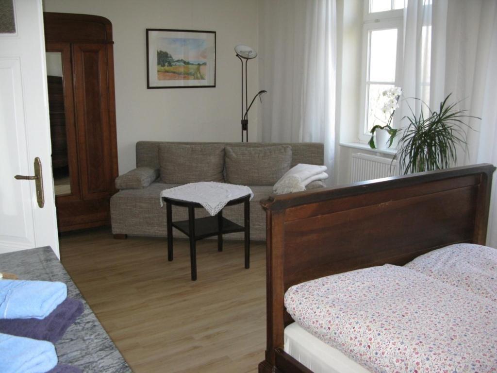 Gutshaus Zietlitz Hotel Dobbin-Linstow ภายนอก รูปภาพ
