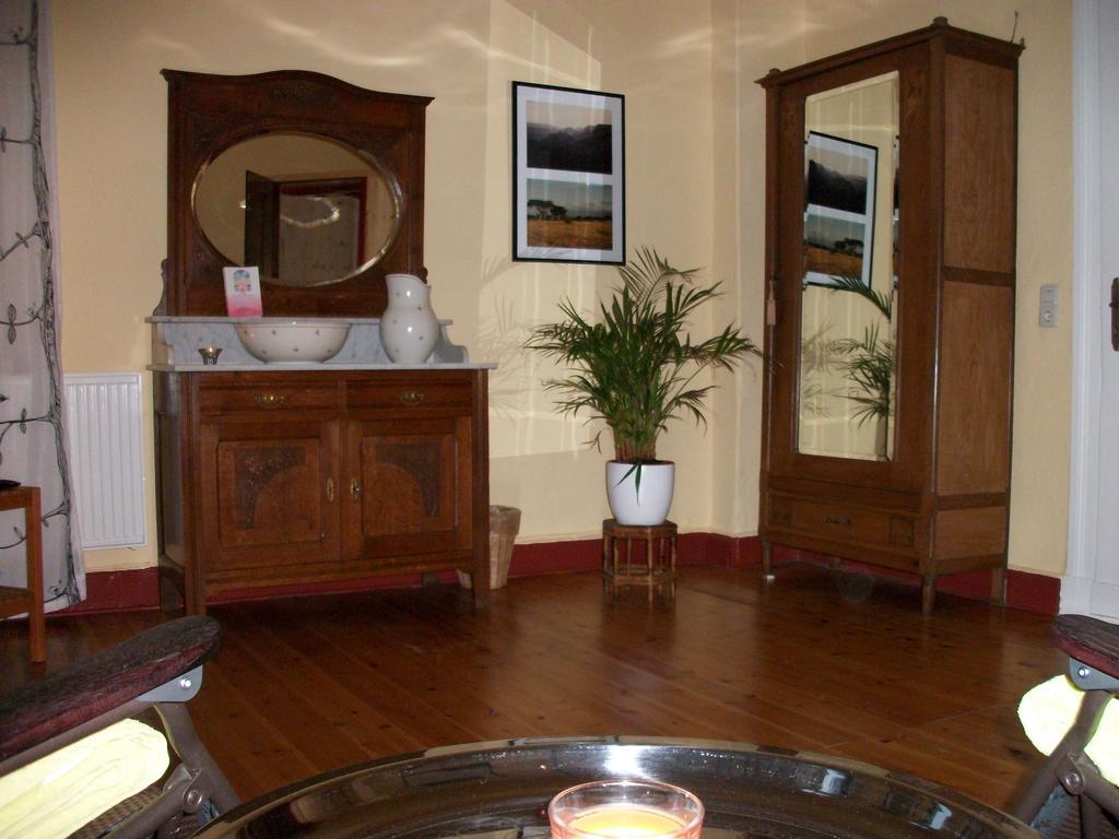 Gutshaus Zietlitz Hotel Dobbin-Linstow ภายนอก รูปภาพ
